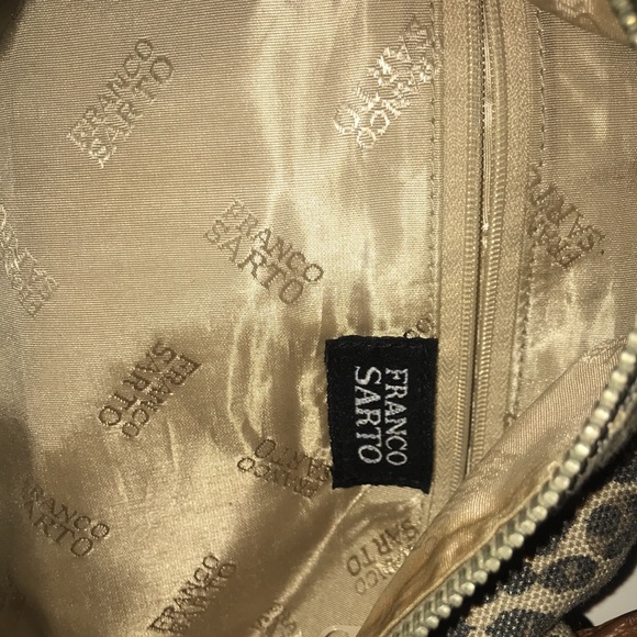 Handbag - Picture 7 of 8